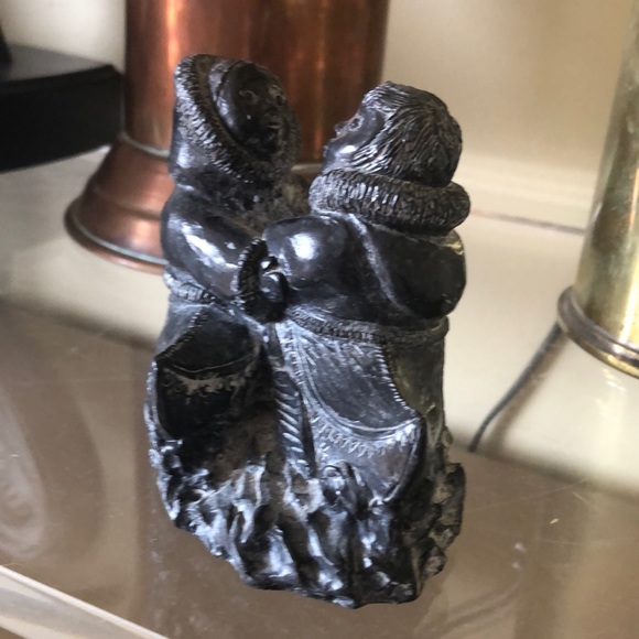 Indigenous sculpture - Picture 3 of 6